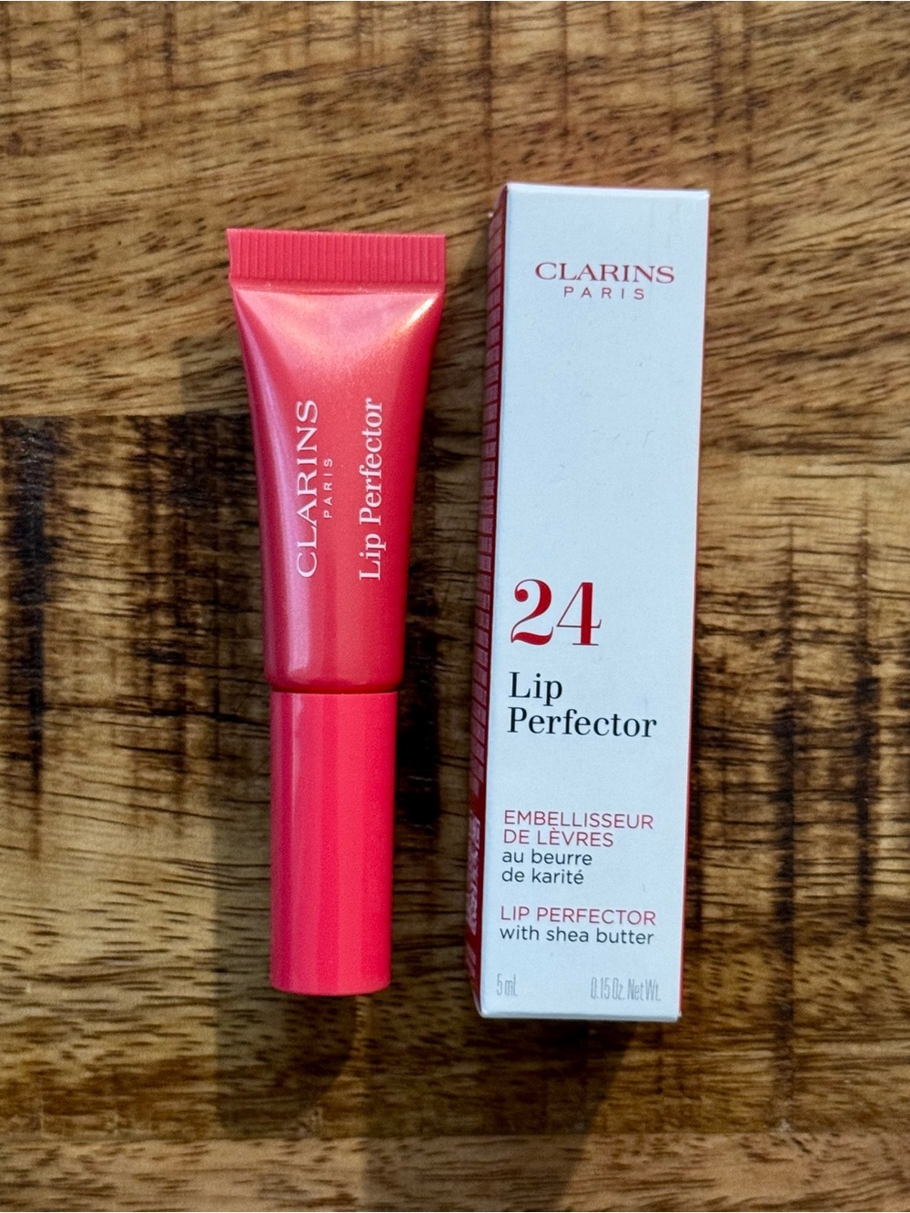 Clarins Lip Perfector in 24 Fuchsia Glow 5ml